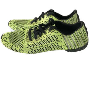 Jessica Simpson’s Women’s Sneaker Size 6.5 Medium.